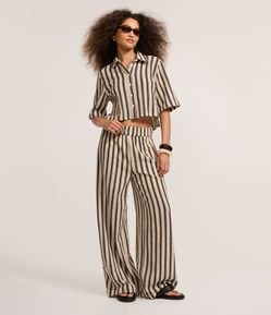 Calça Reta em Tricô com Listras e Cós Elástico