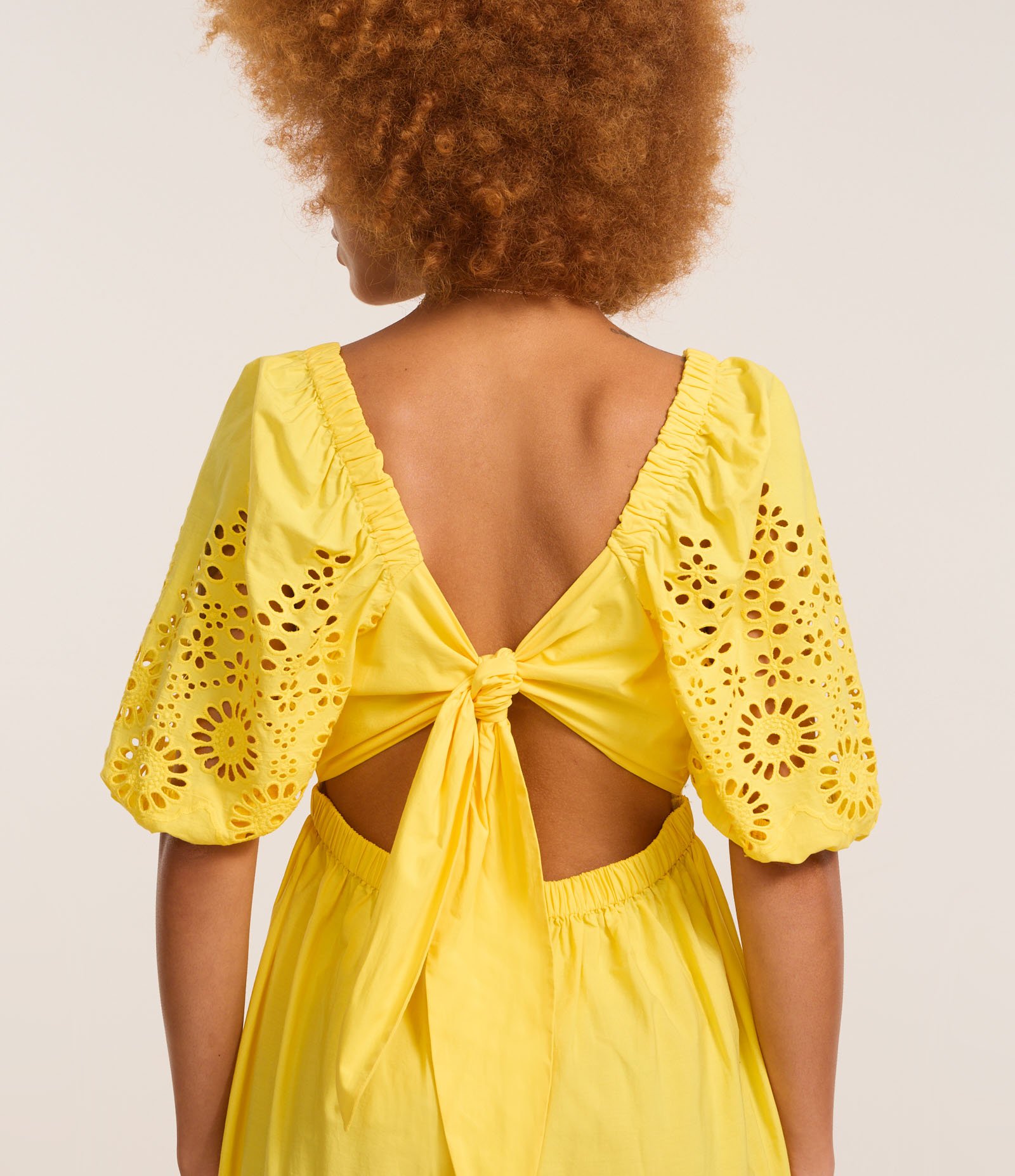 Vestido Long Midi em Laise em Manga Bufante Amarelo 4