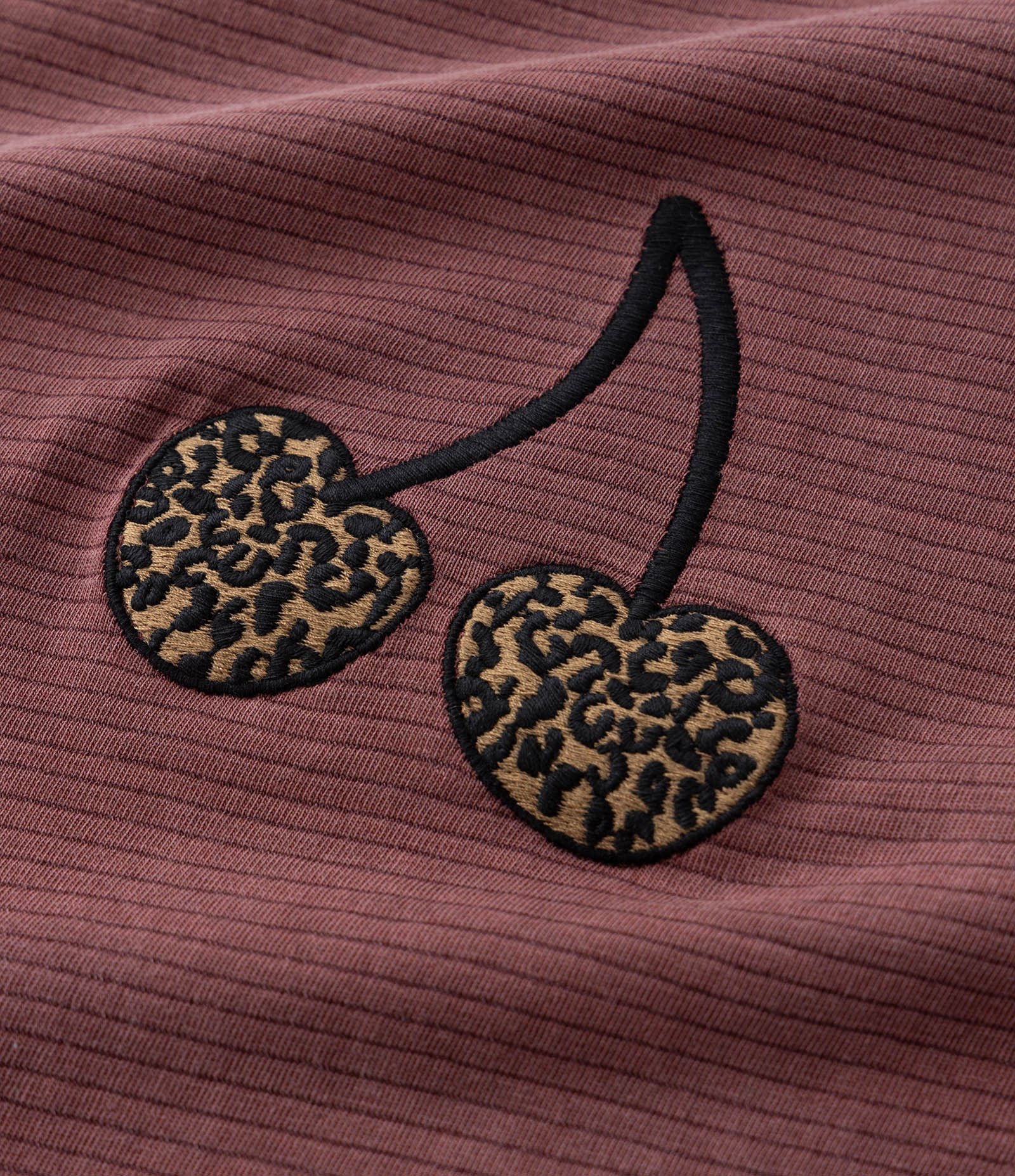 Blusa Fio Tinto e Cereja com Manga Dobrada Curve & Plus Size Vinho 5