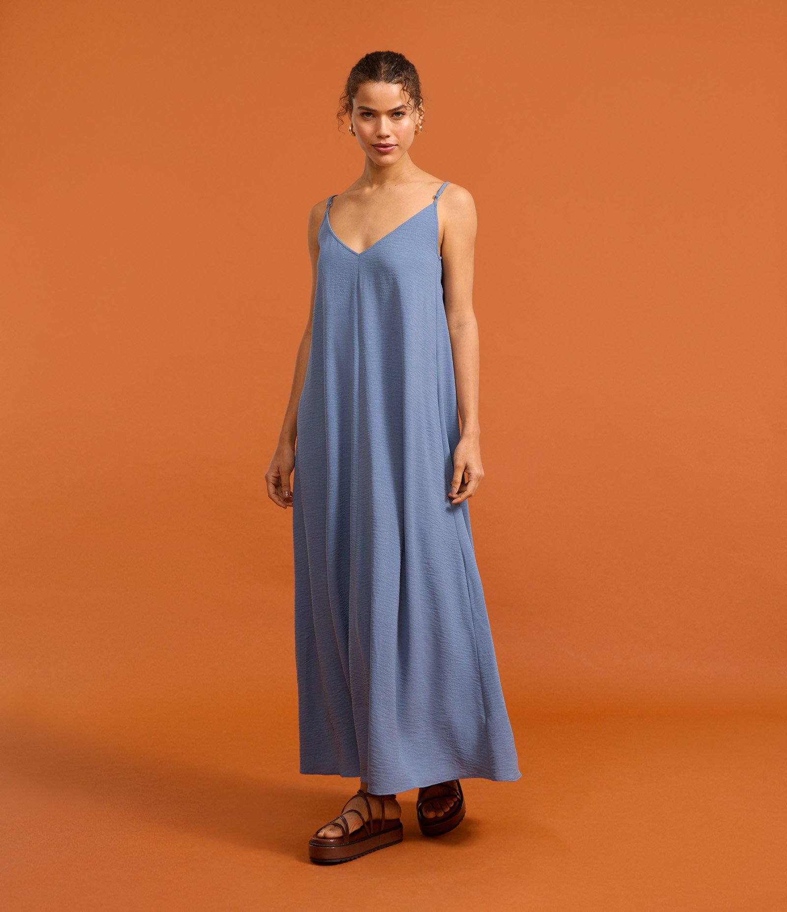 Vestido Long Midi em Crepe com Alcinhas 4