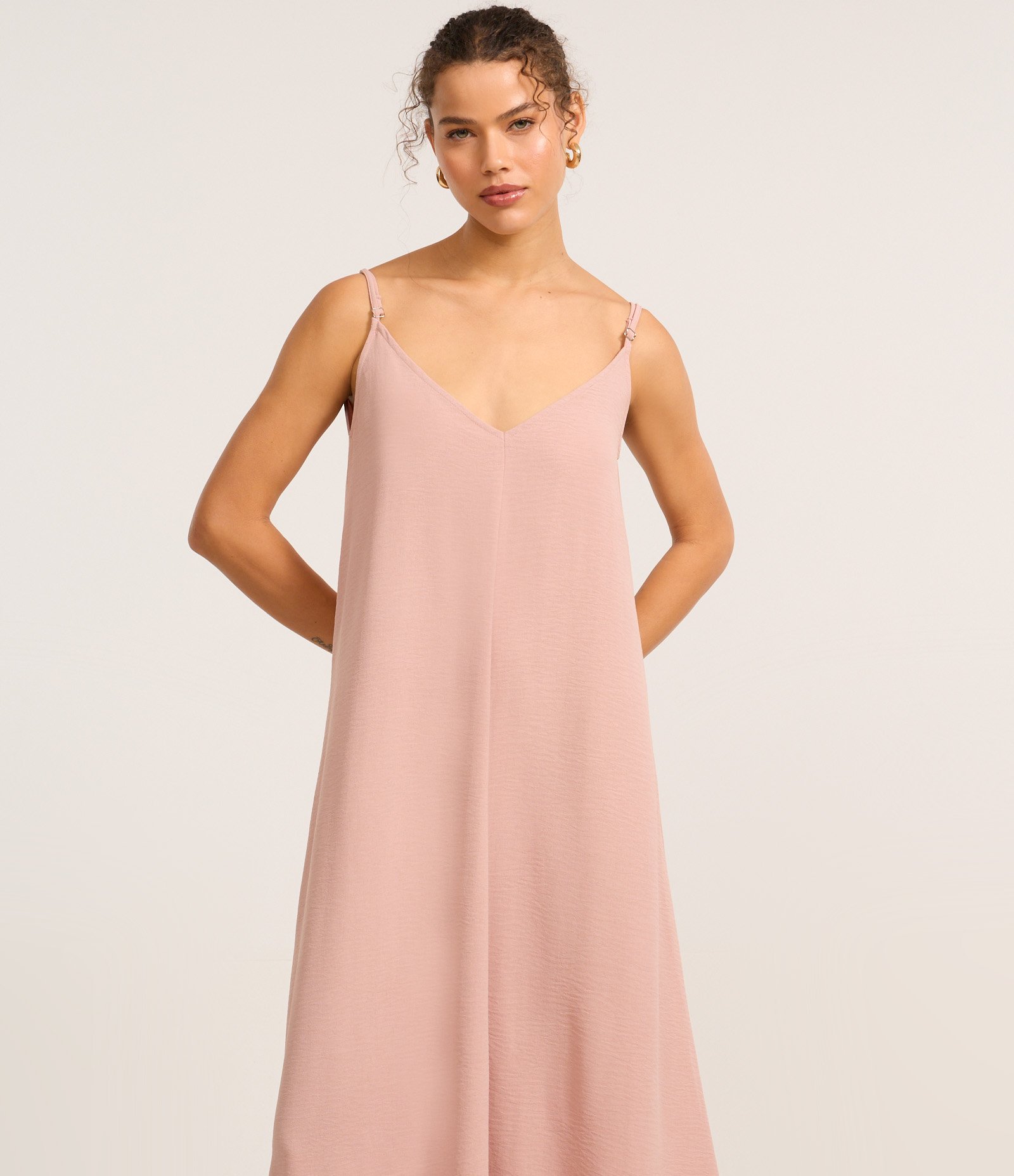 Vestido Long Midi em Crepe com Alcinhas Rosa 2