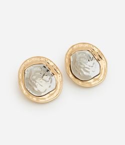 Brinco Botão com Efeito Martelado Bicolor