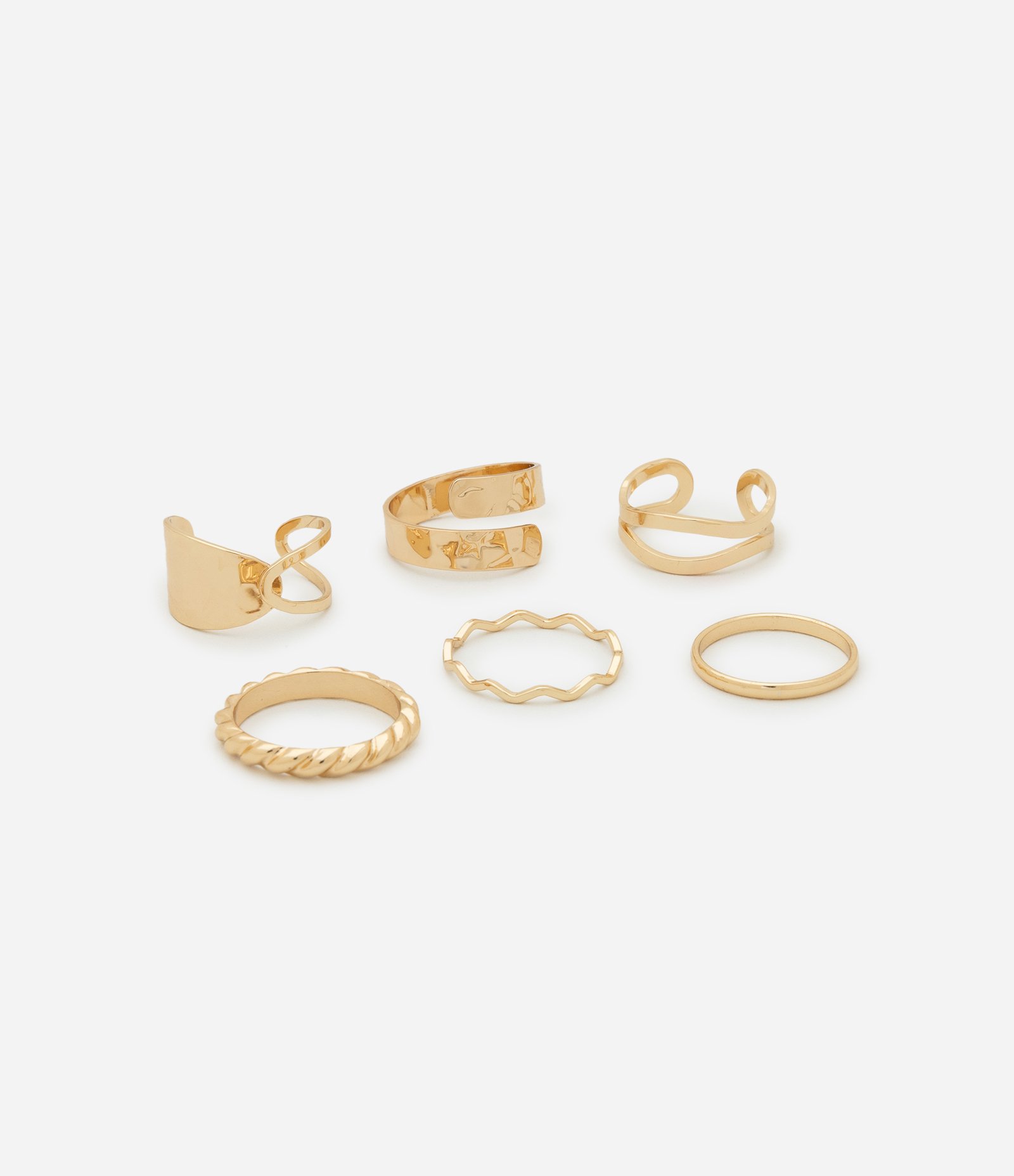 Kit 06 Anéis com Formas Diversas Dourado 2