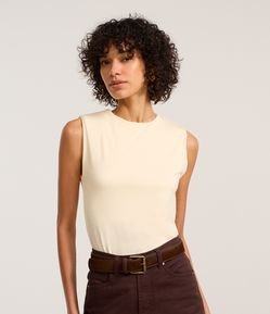 Blusa em Microfibra sem Manga com Ombreira