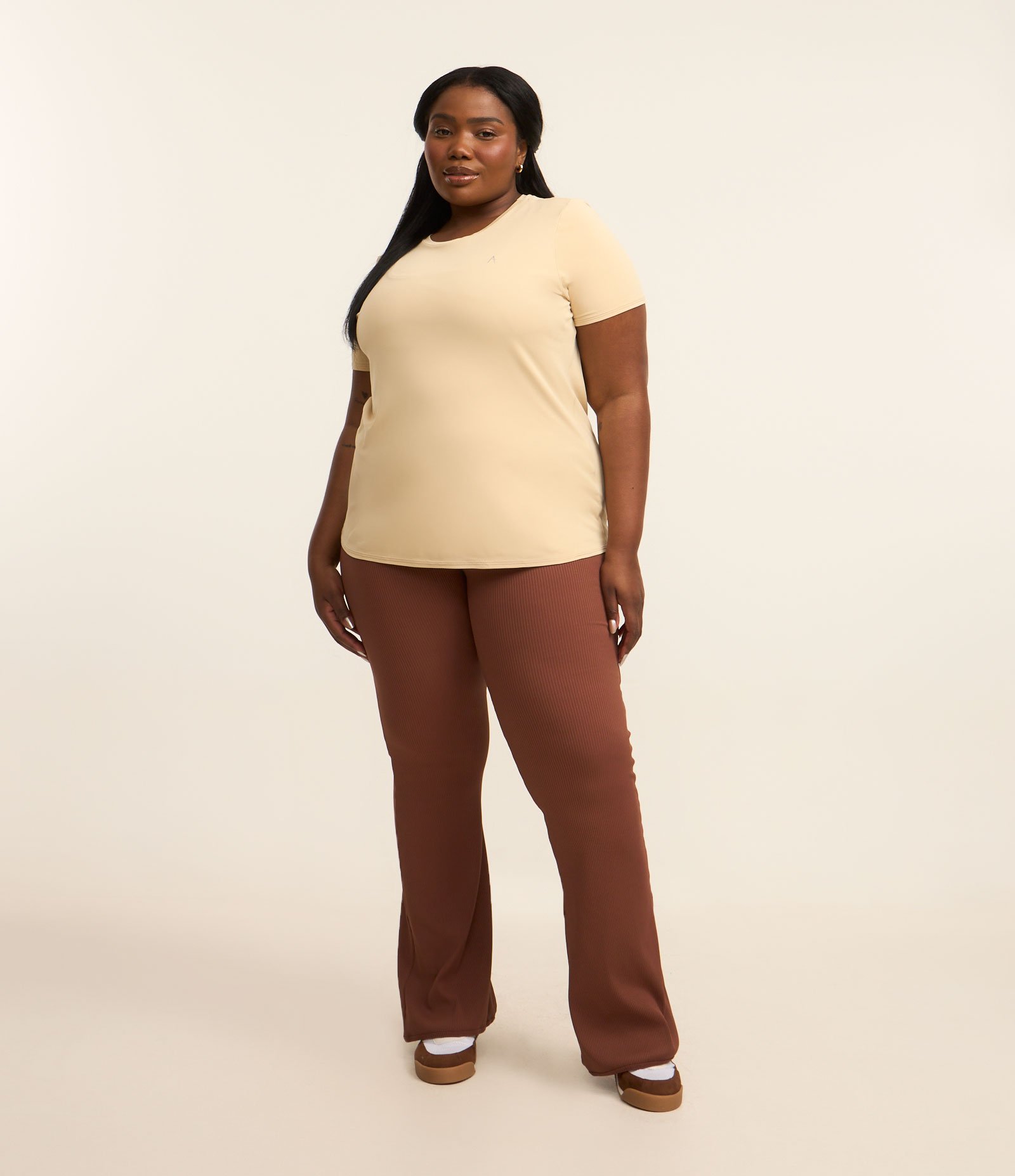 Camiseta Esportiva com Tecnologia Dry Curve & Plus Size Creme 2