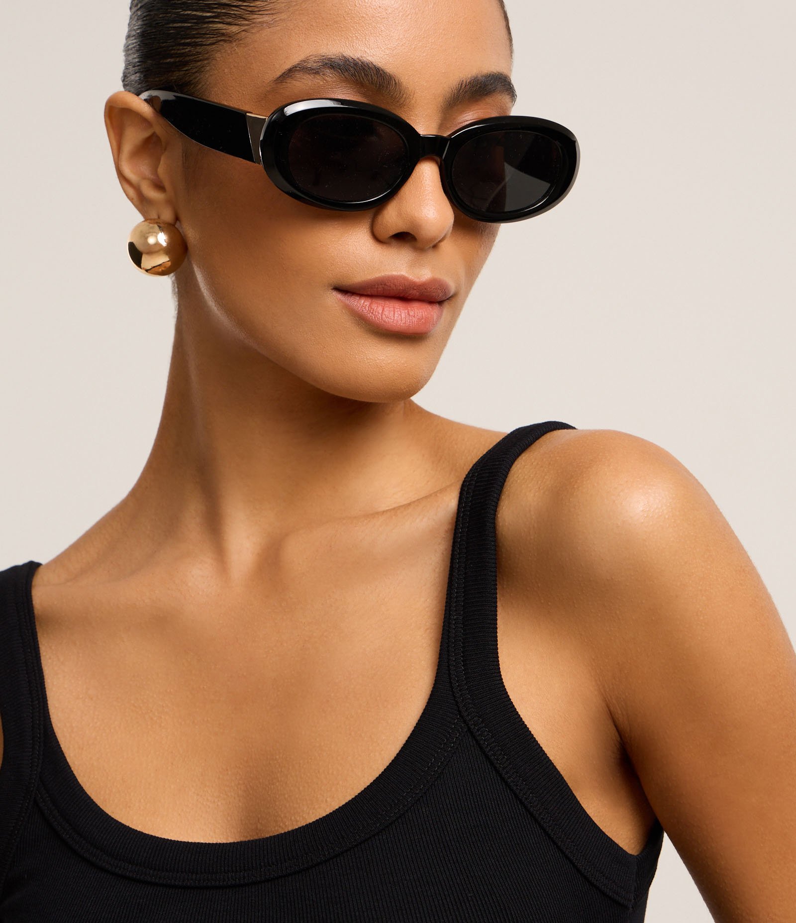 Body Básico em Ribana com Decote U Preto 3