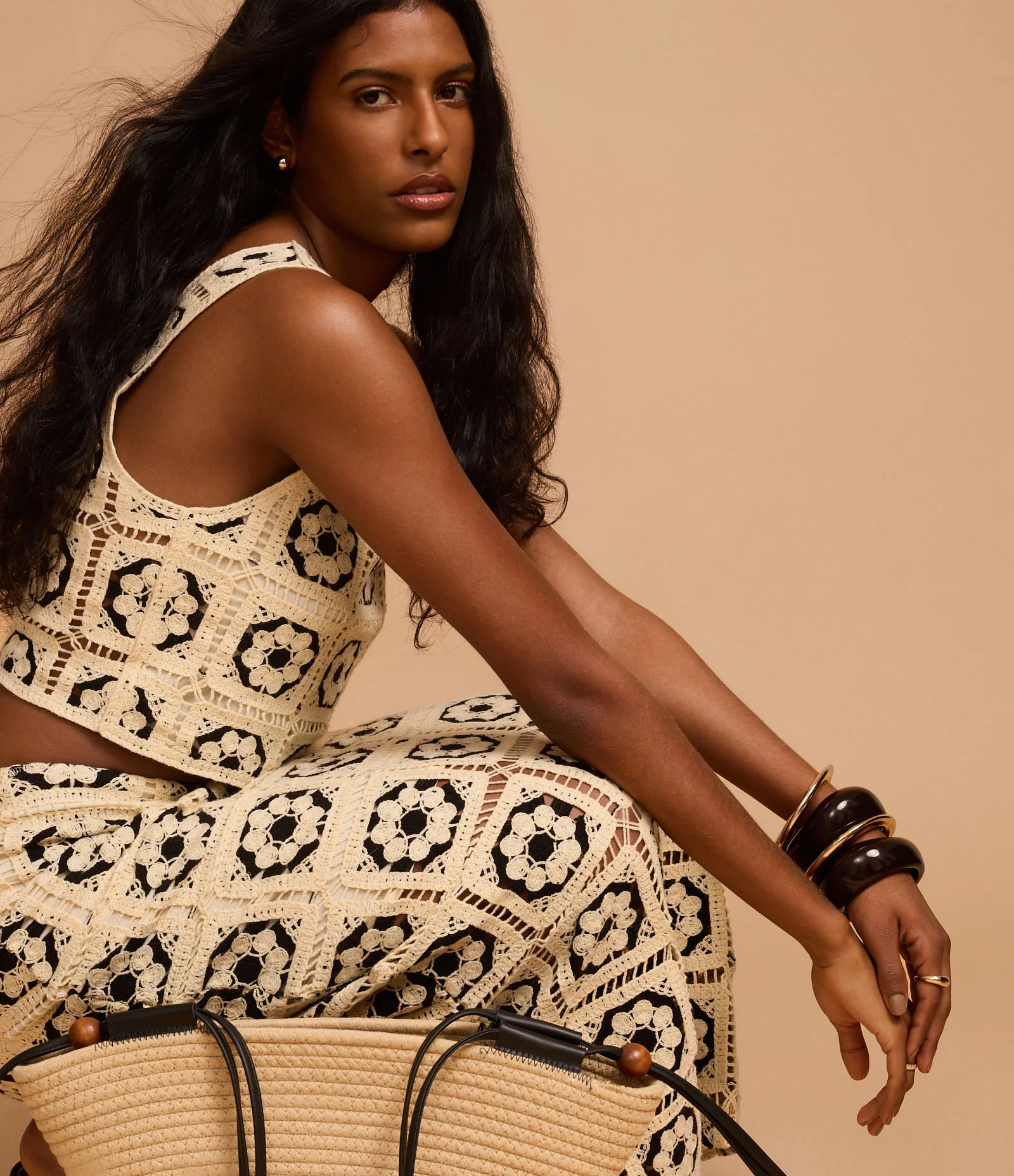 Saia New Midi com Efeito Crochetado com Flores Bege 5