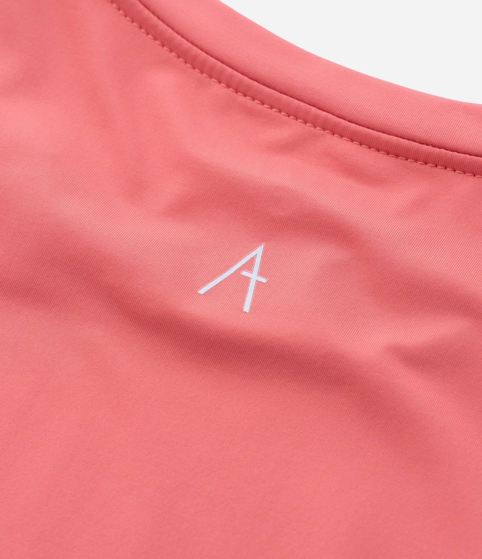 Camiseta Esportiva Alongada em Tecnologia Dry com Recortes Contrastantes Curve & Plus Size Rosa 7