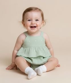 Conjunto Infantil em Tricoline com Bordado Floral - Tam 3 a 18 Meses