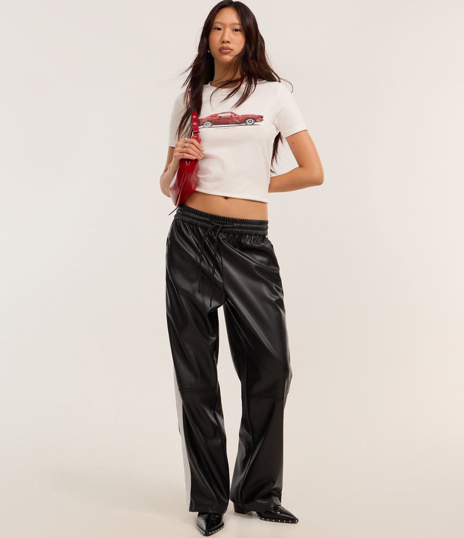 Blusa T-shirt em Algodão com Estampa Carros Los Angeles Branco 2