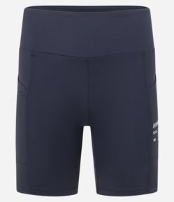 Bermuda Esportiva em Microfibra com Bolsos e Compressão