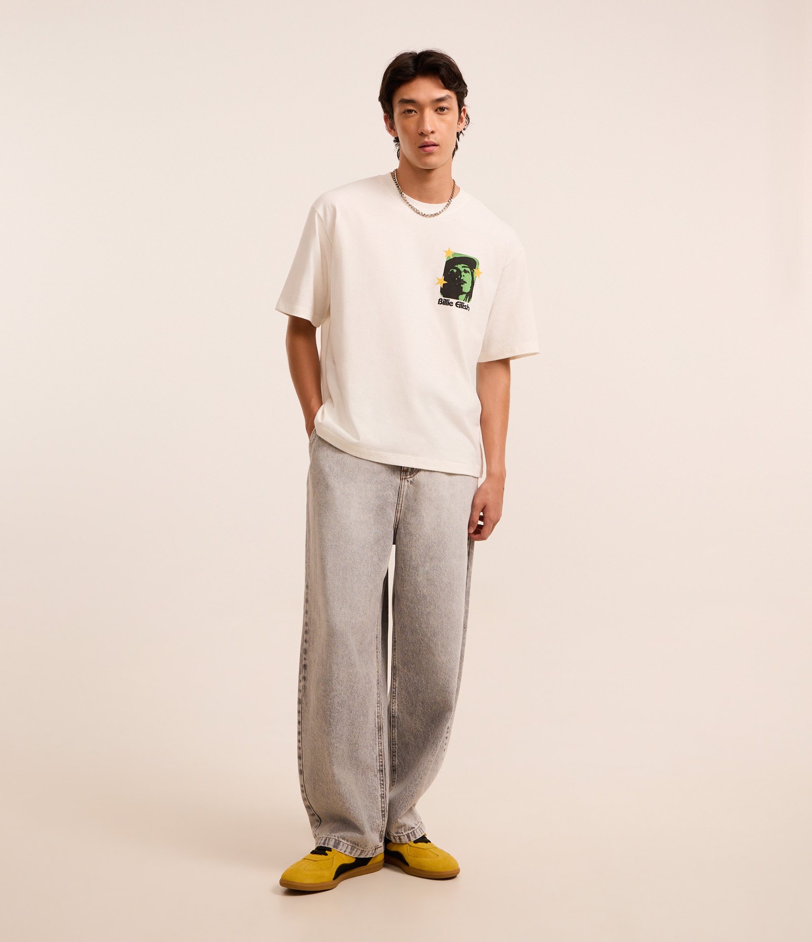 Camiseta Boxy em Malhão com Estampa Billie Eilish Off White 3