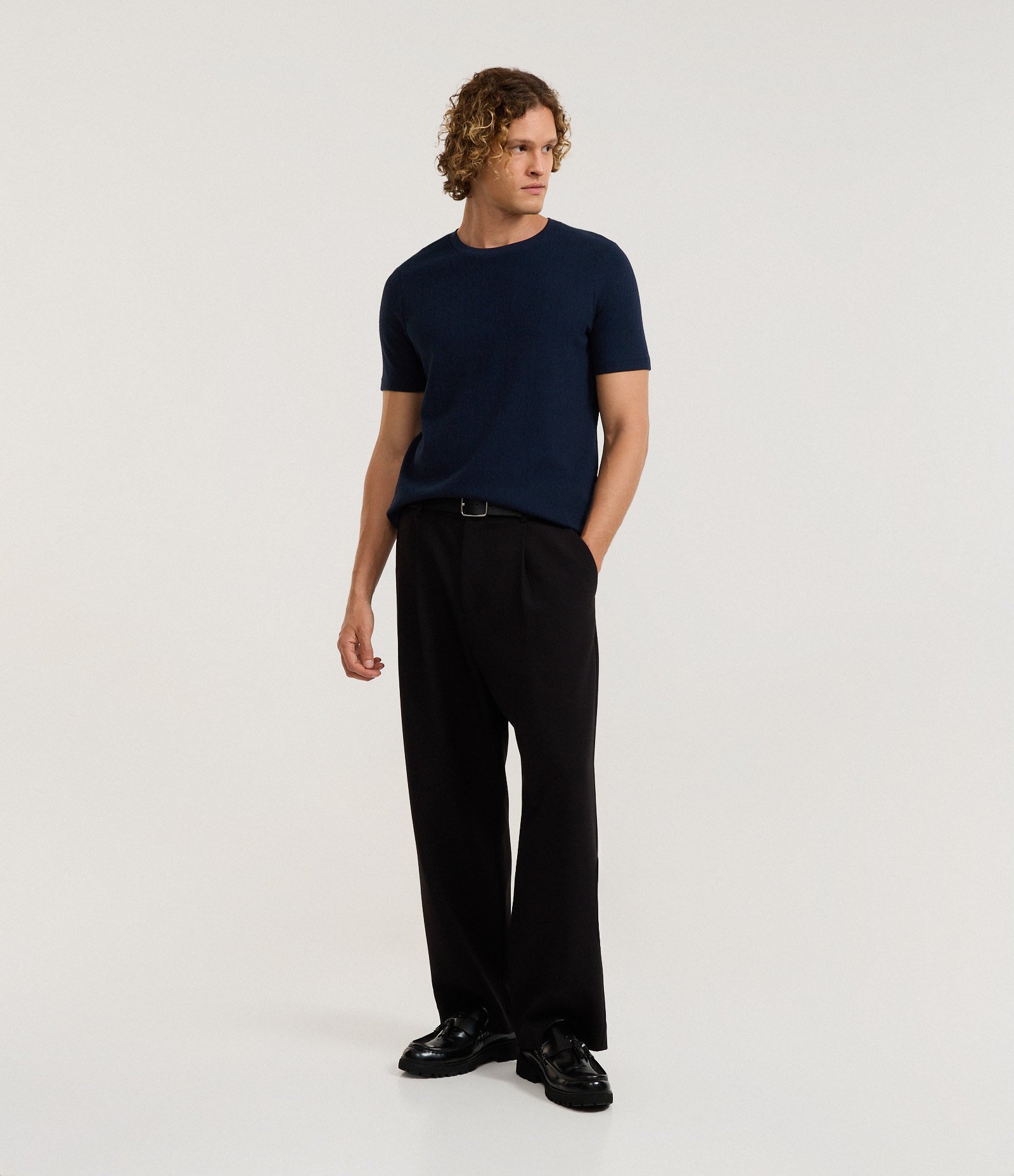 Camiseta Slim em Algodão Texturizada Azul Escuro 2