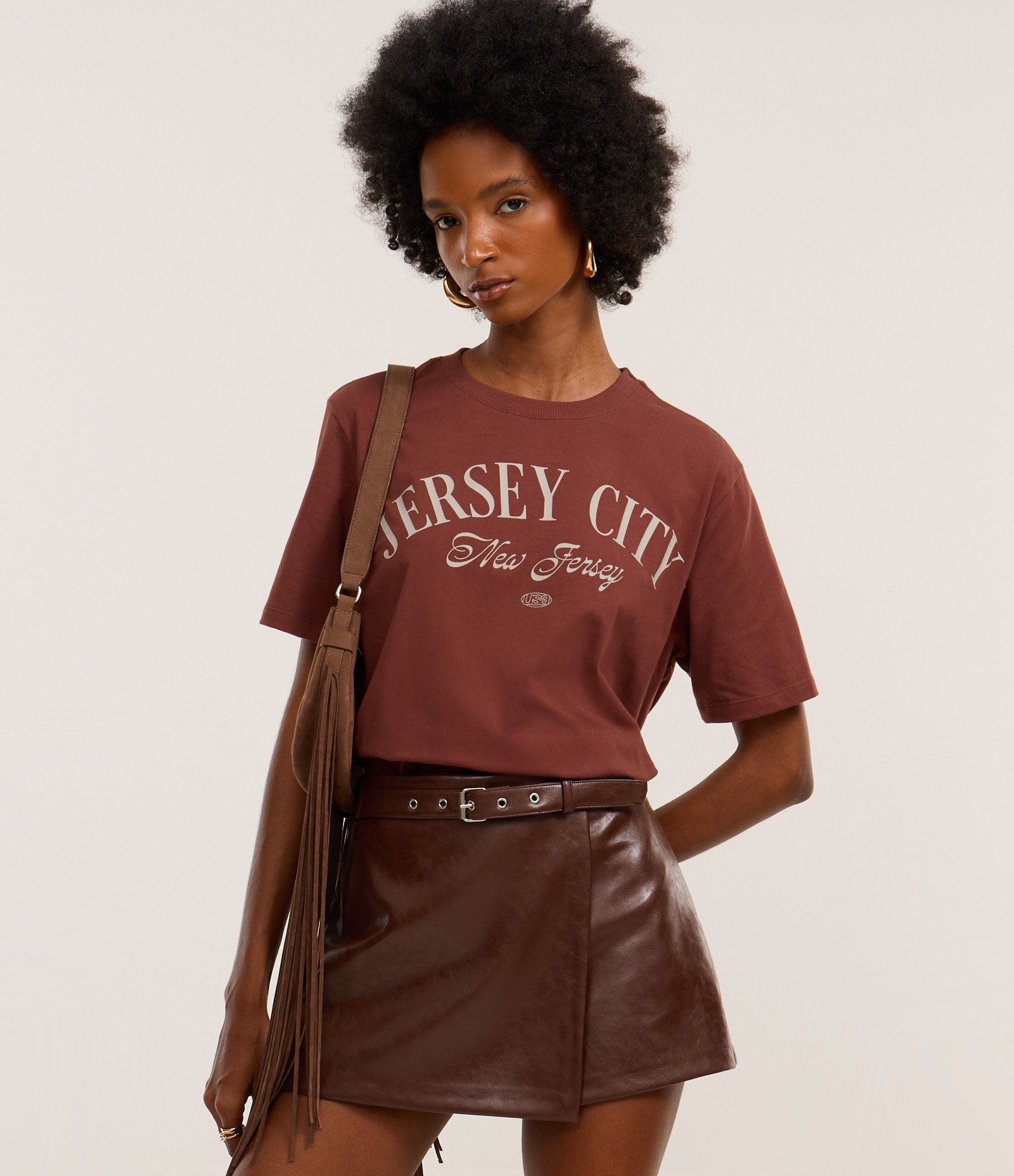 Camiseta T-shirt em Algodão com Estampa Jersey City Marrom 3