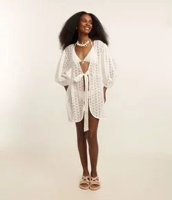 Saída de Praia Bata em Laise com Manga Bufante e Laço Frontal