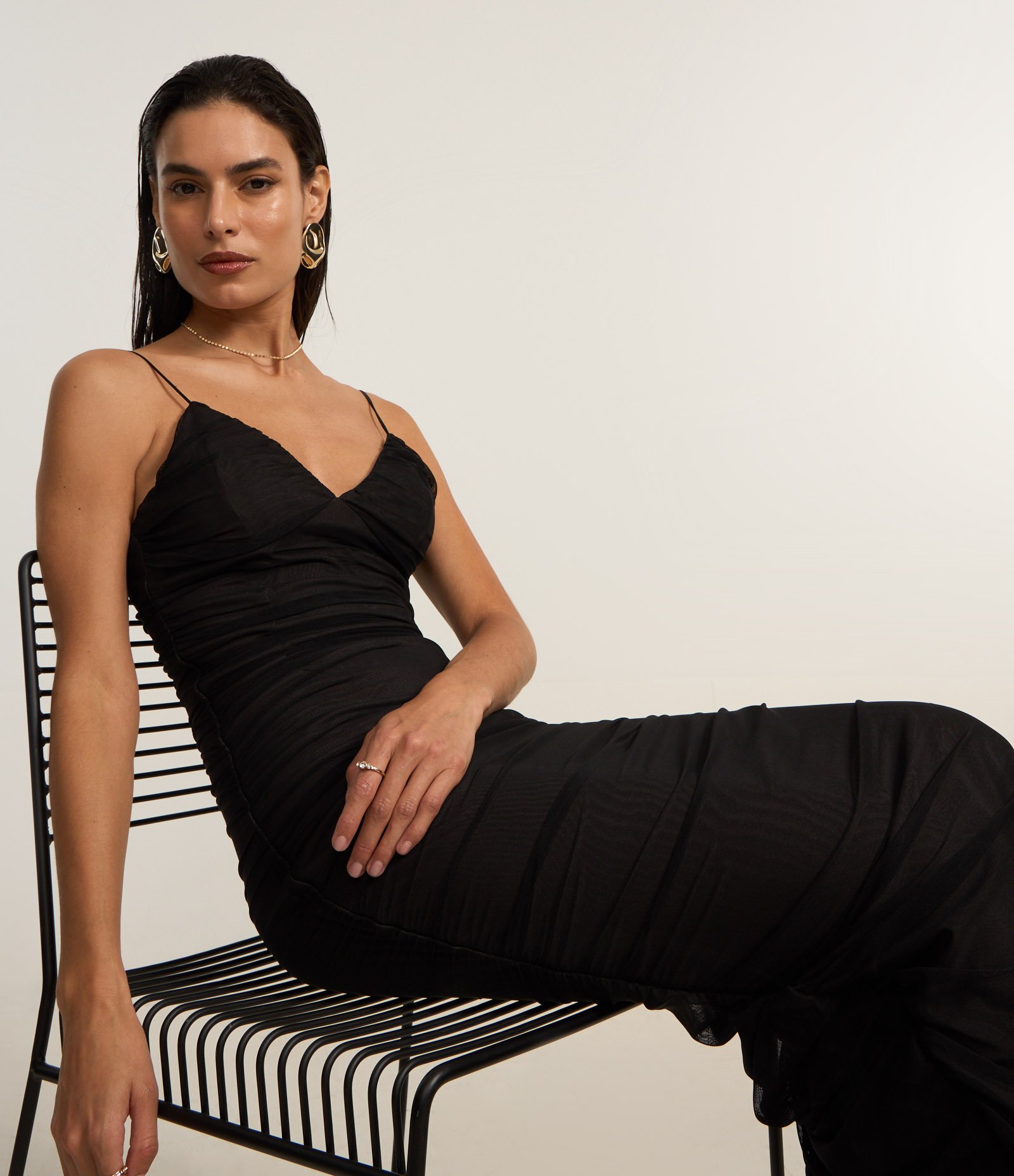 Vestido New Midi em Tule com Alcinhas Finas e Drapeado Preto 2