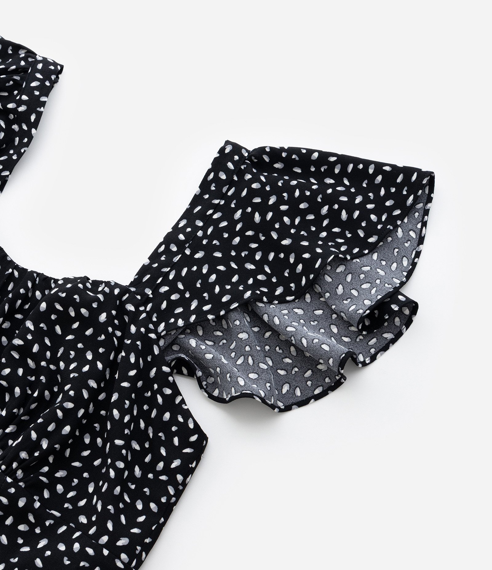 Vestido Midi em Crepe com Estampa Pintinhas Poá Curve & Plus Size Preto 8