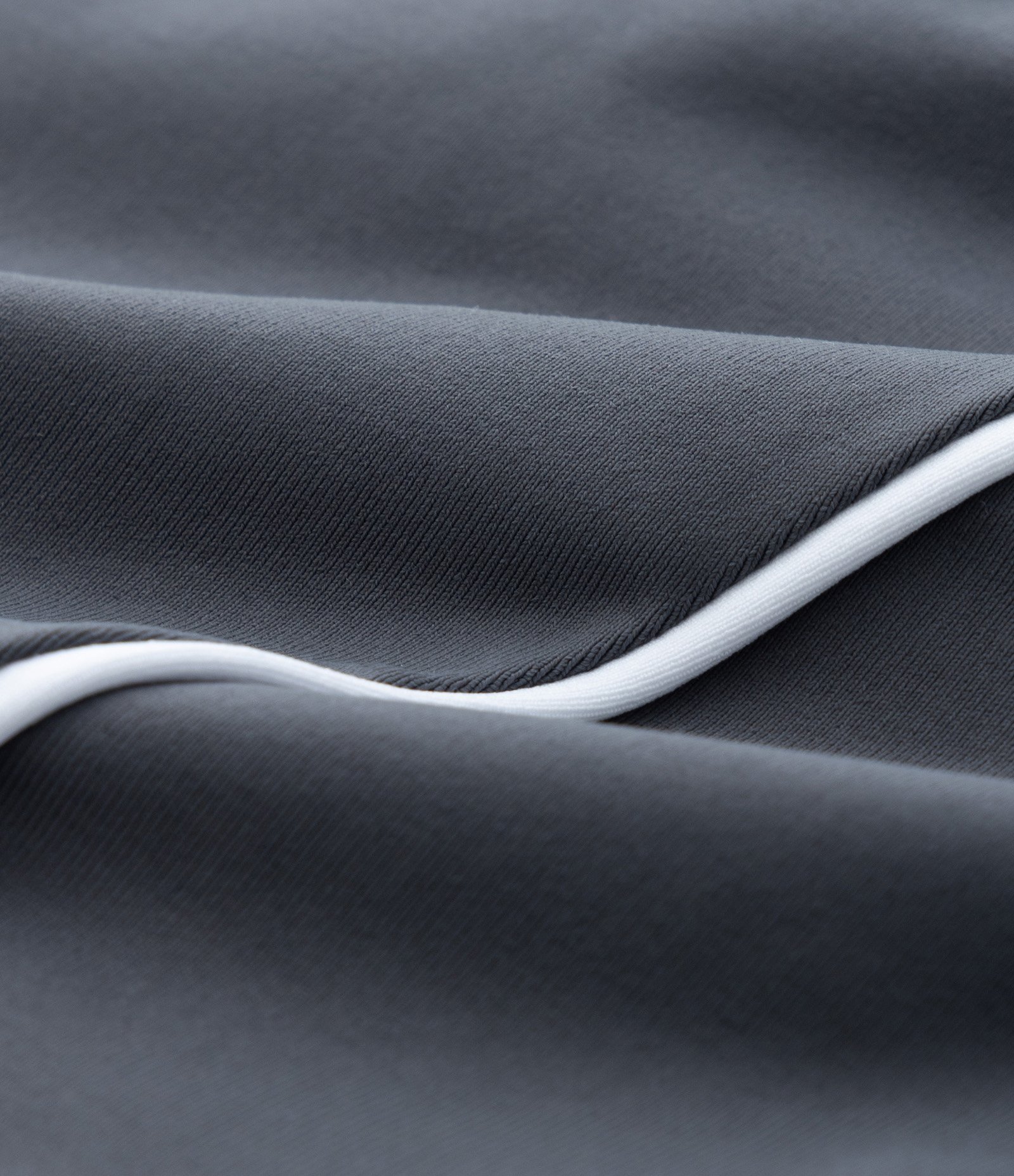 Top Esportivo em Tecnologia Dry com Contrastes Curve & Plus Size Cinza 9