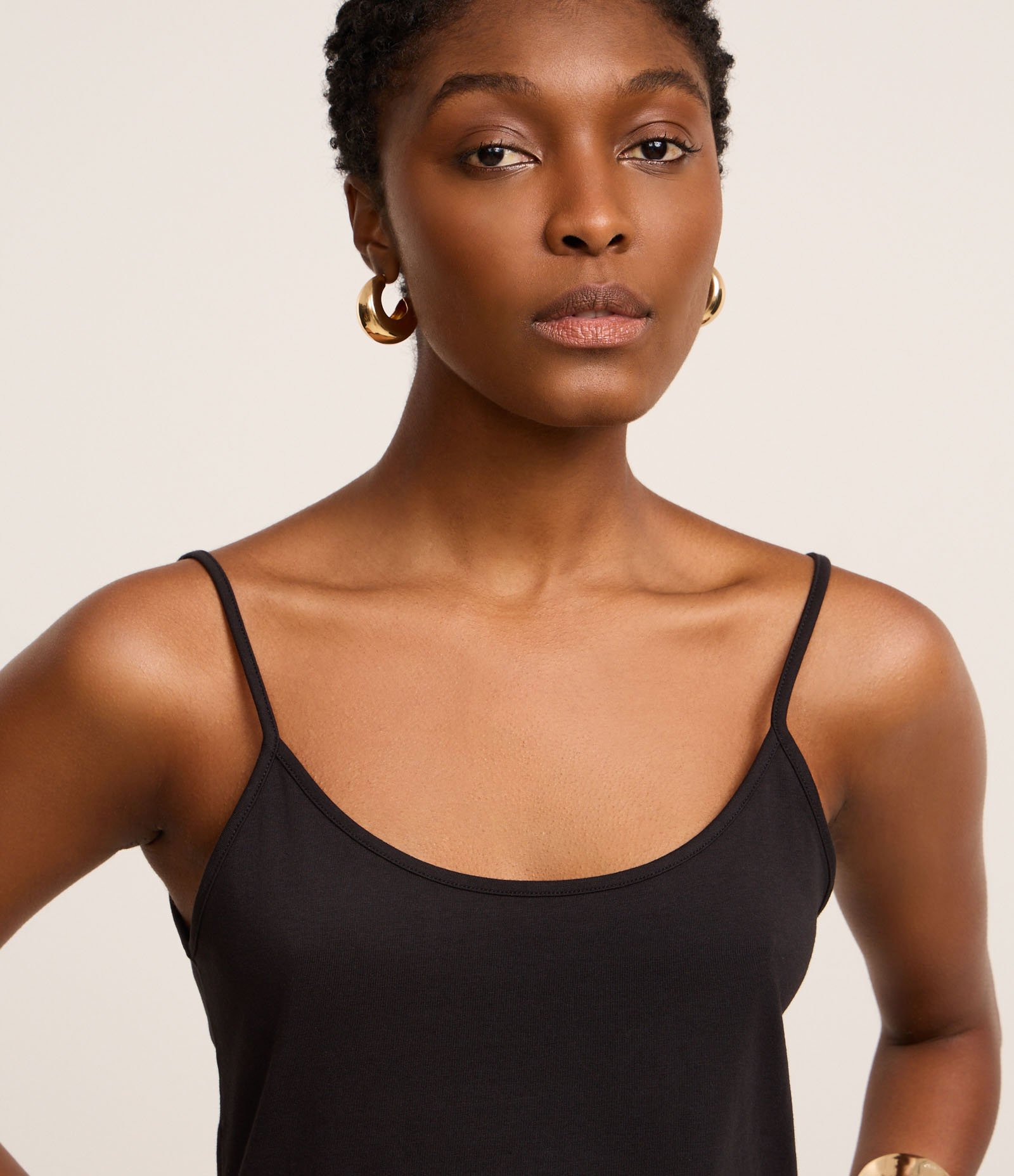 Blusa Básica de Alcinha em Algodão Peruano Preto 3