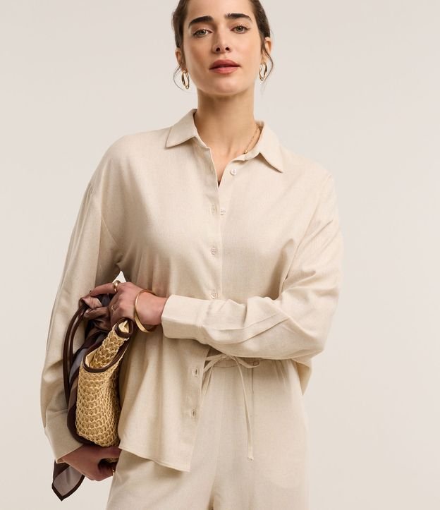 Camisa Oversized em Viscolinho com Abotoamento