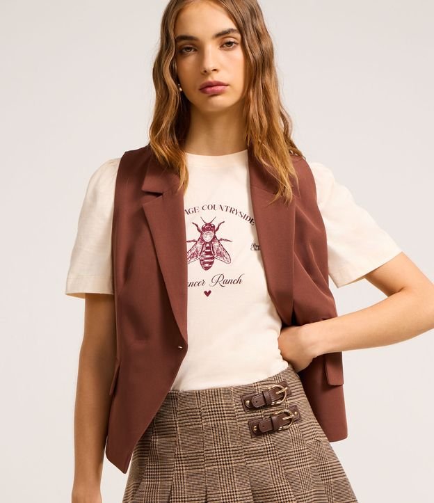 Blusa em Algodão com Manga Bufante e Estampa Abelha