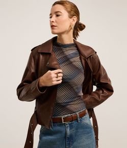 Blusa em Tule com Gola Alta e Estampa Xadrez