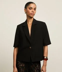 Blazer em Viscose com Botão Metalizado e Manga Curta