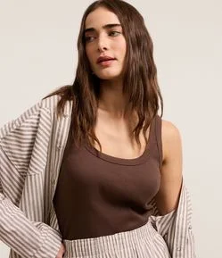 Blusa Regata em Ribana com Decote U