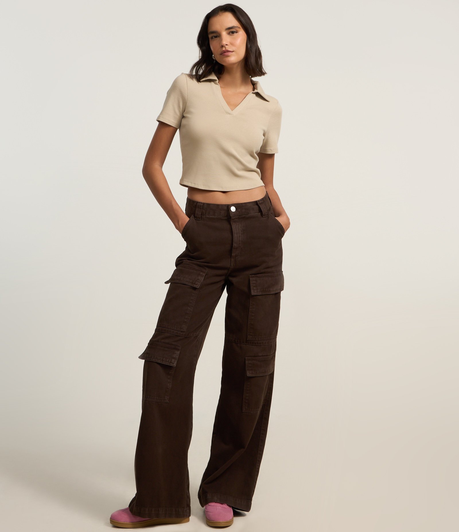 Blusa em Ribana com Gola Polo e Manga Curta Bege 2