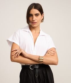 Body Camisa em Tricoline com Decote Profundo