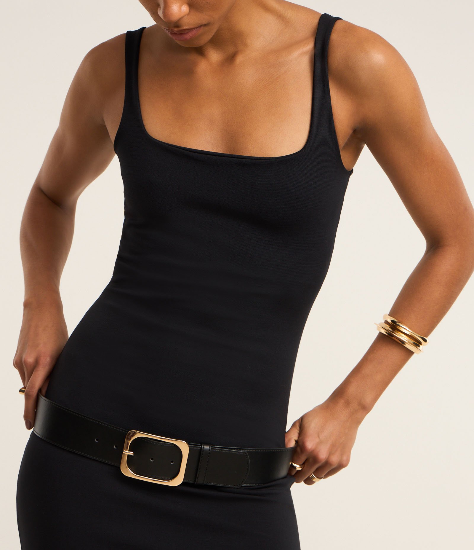 Vestido Midi Regata e Ponto Roma com Decote Quadrado Preto 4