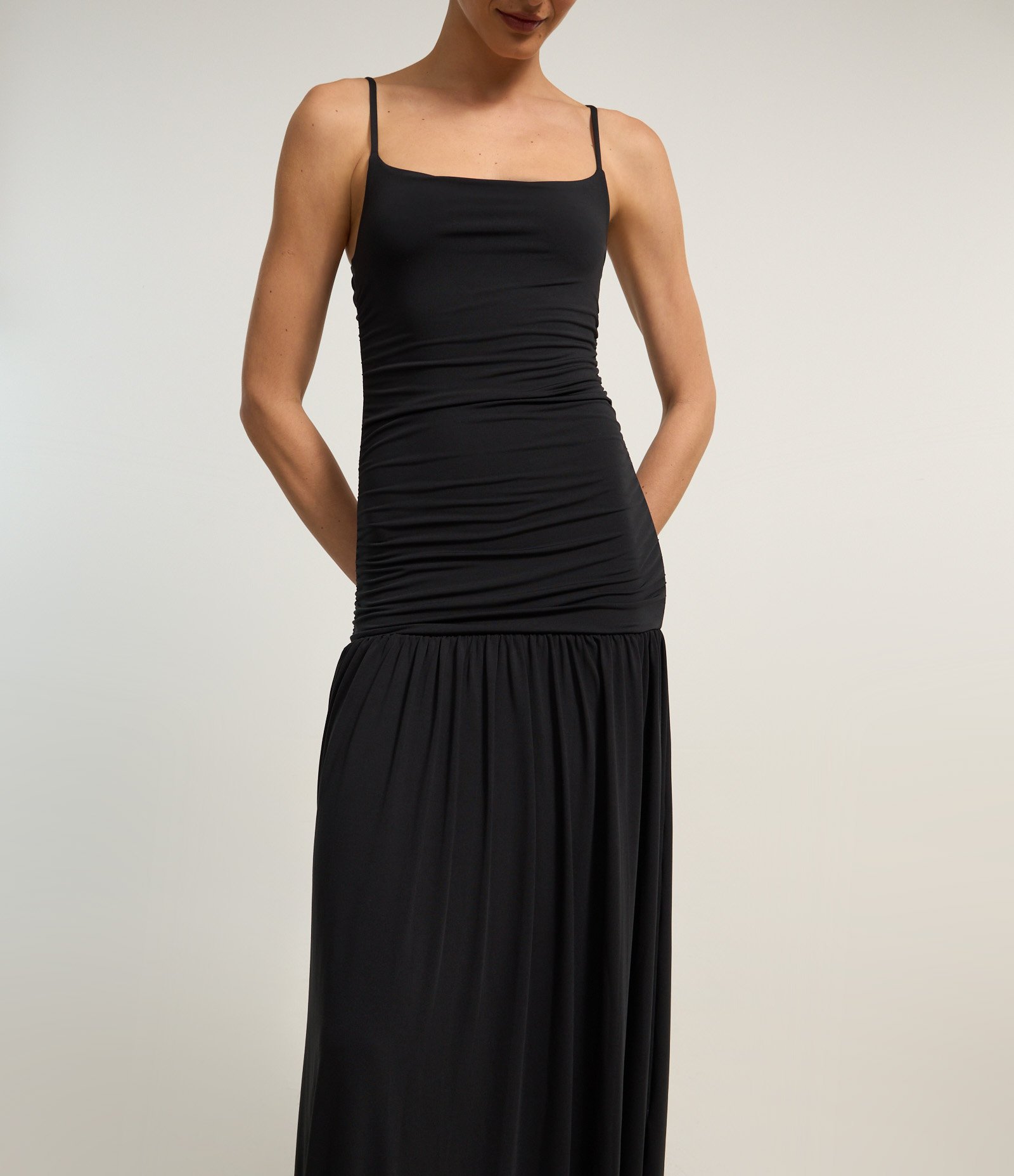 Vestido Longo em Helanca com Drapeado e Saia Sobreposta Preto 3