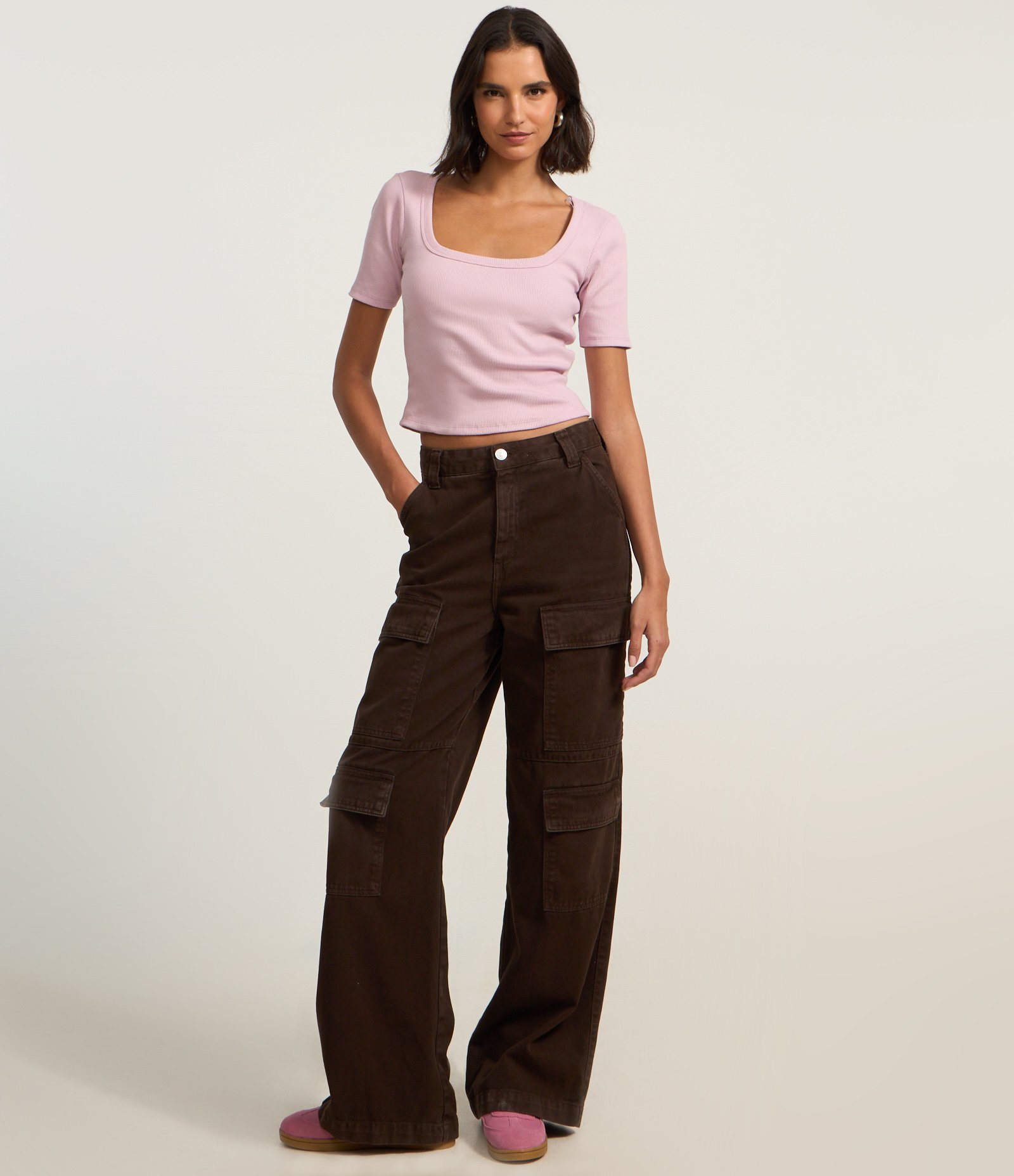 Blusa Básica em Ribana com Decote Quadrado Rosa 3