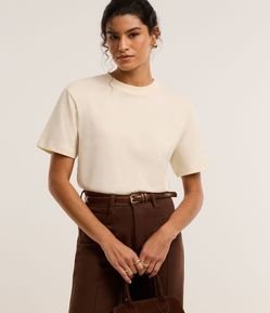 Camiseta em Algodão com Gola Redonda