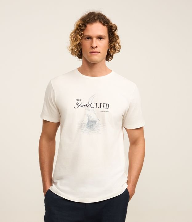 Camiseta Comfort em Algodão Estampa Lettering Yacht Club