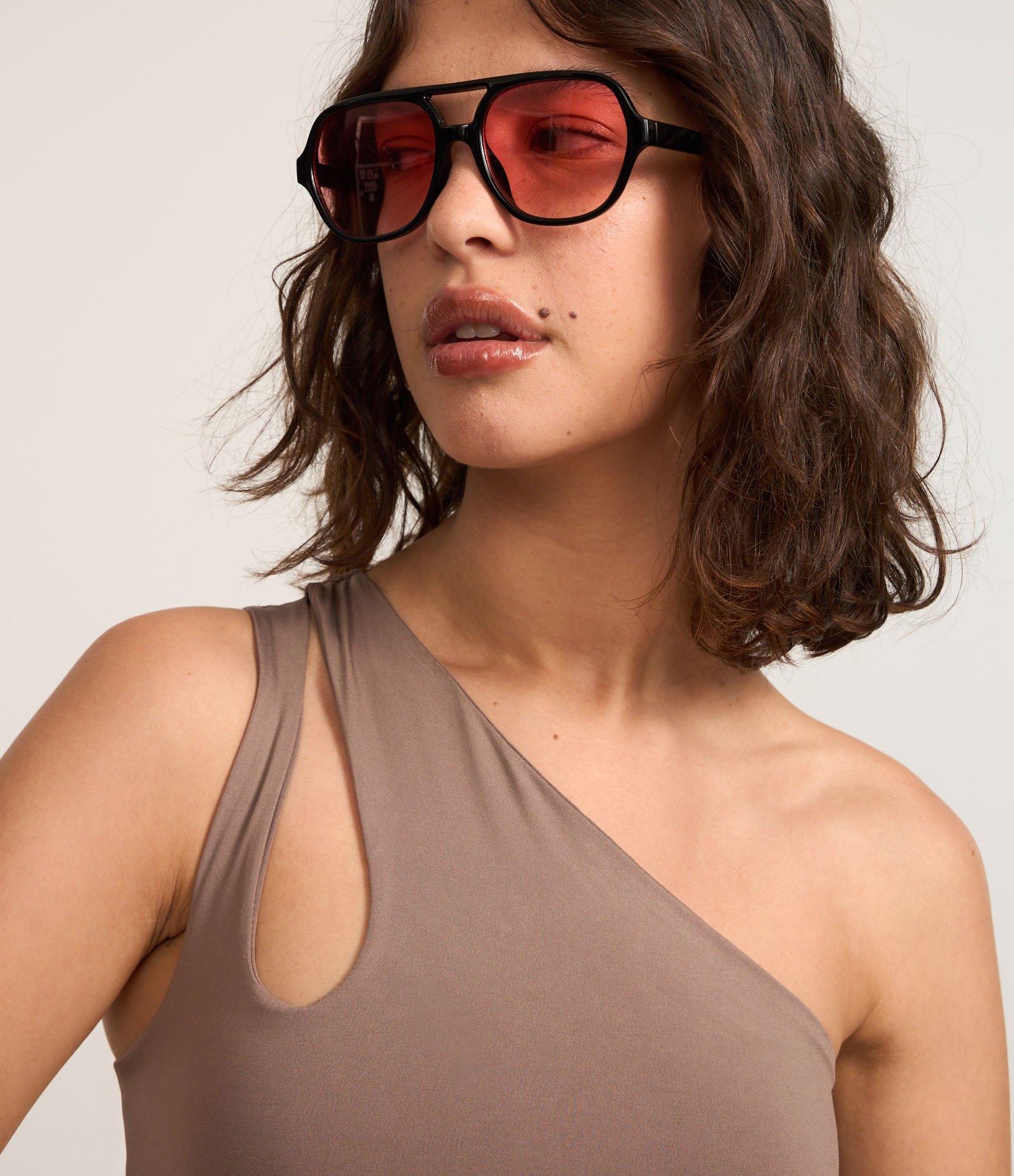 Body em Microfibra com Recortes Vazados Marrom 3