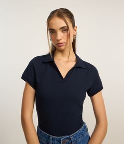 Blusa em Algodão com Gola Polo e Manga Curta