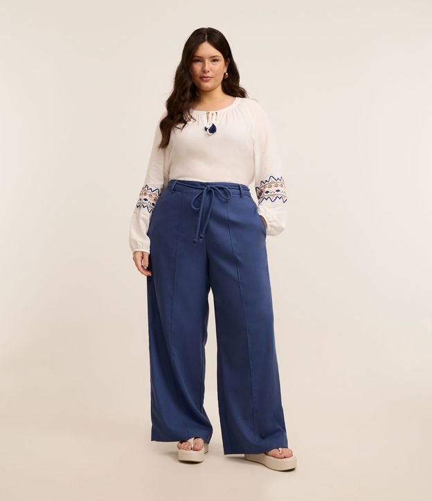 Calça Pantalona com Linho e Cinto Curve & Plus Size