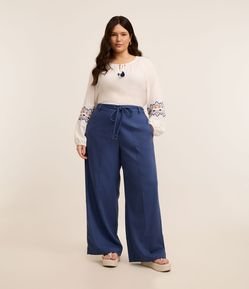 Calça Pantalona com Linho e Cinto Curve & Plus Size