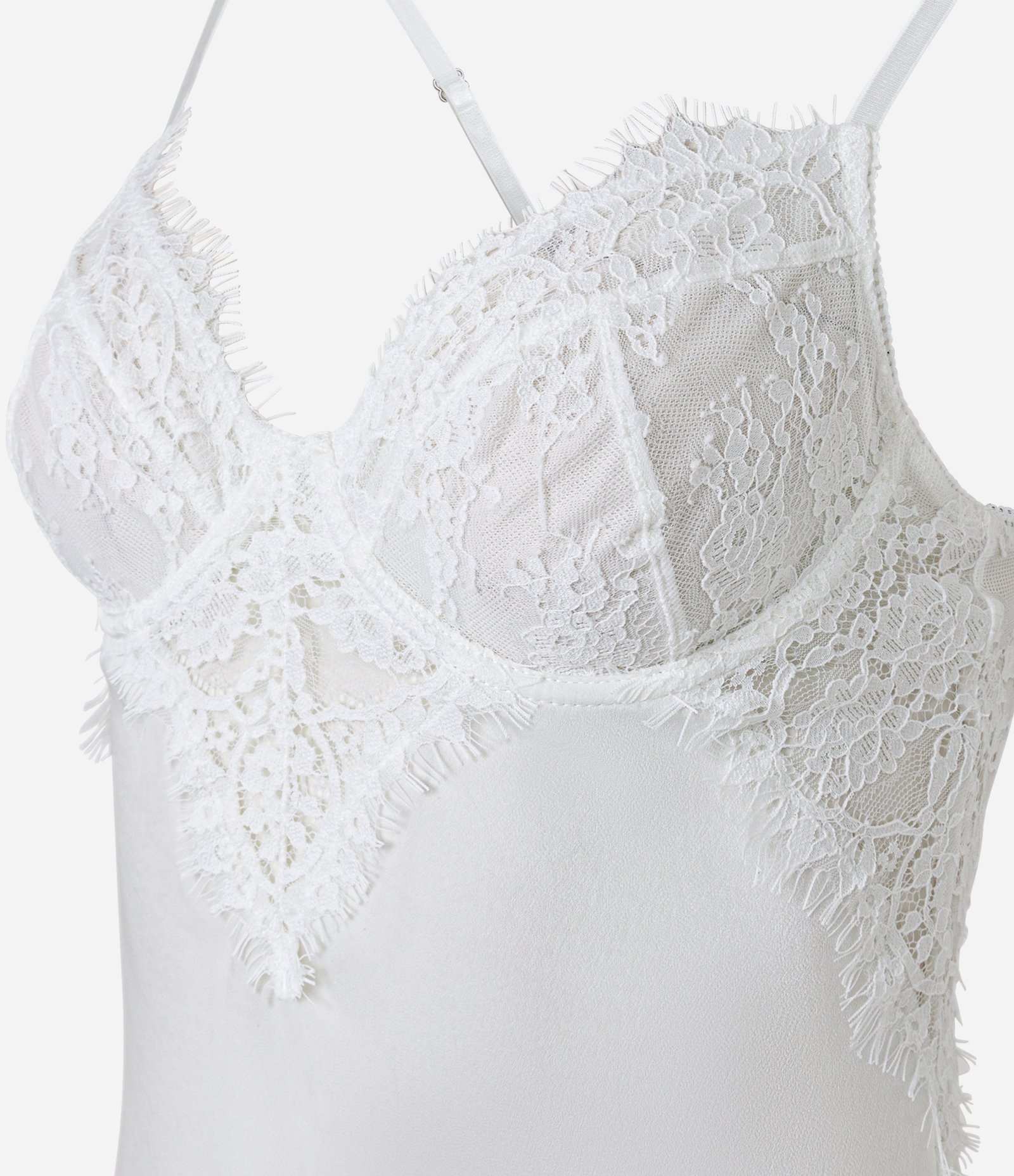 Camisola Sem Bojo em Microfibra com Renda no Busto Branco 8