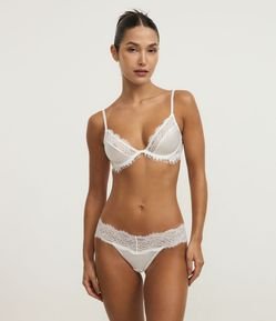 Calcinha String Fio Duplo em Microfibra com Renda Lateral