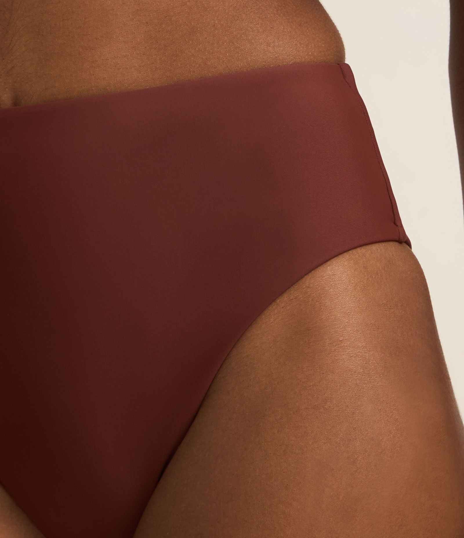 Biquíni Calcinha Hot Pants em Microfibra Marrom 4