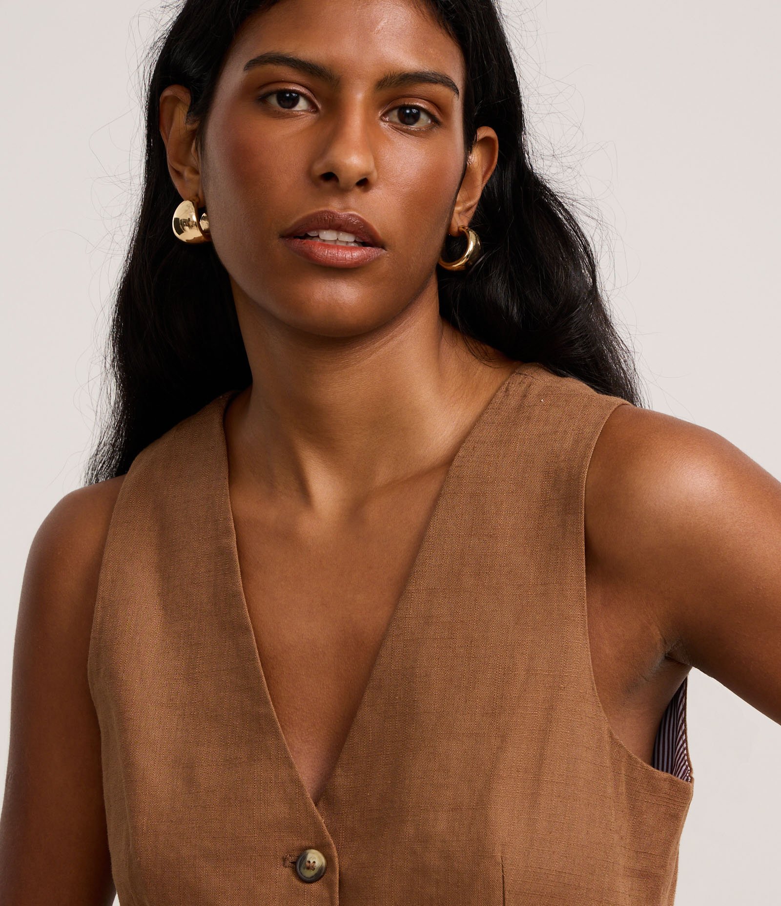 Colete Slim em Viscolinho com Botões Matizados 3