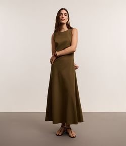 Vestido Evasê Longo em Bengaline com Franzidos e Pences