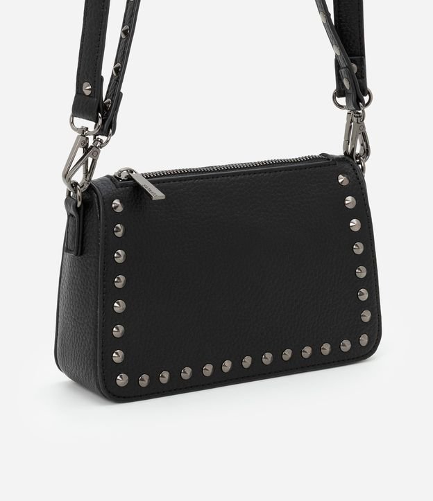 Bolsa Baguete Pequena com Spikes e Metais
