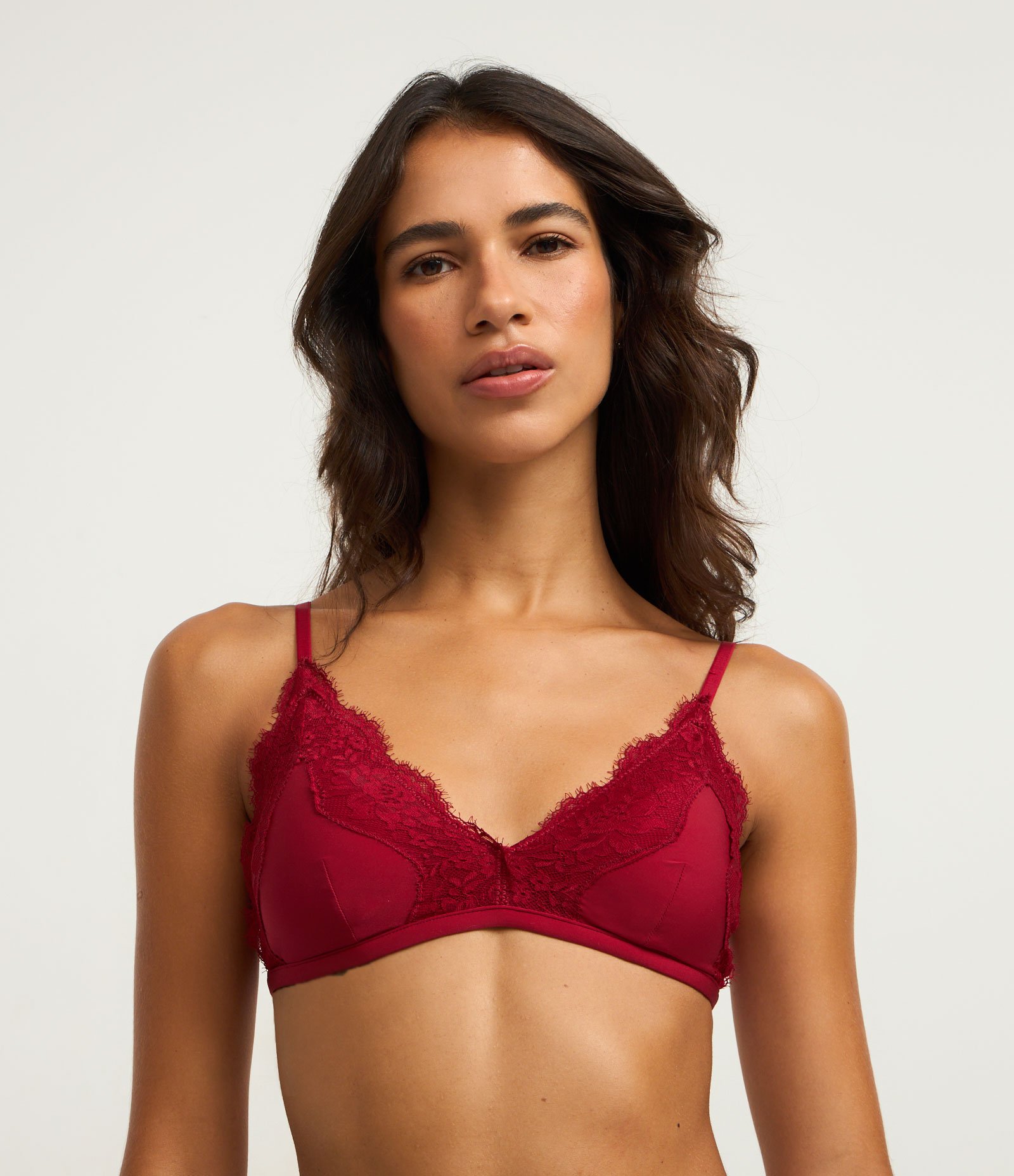 Sutiã Top em Microfibra com Detalhes em Renda e Bojo Removível Vermelho 1