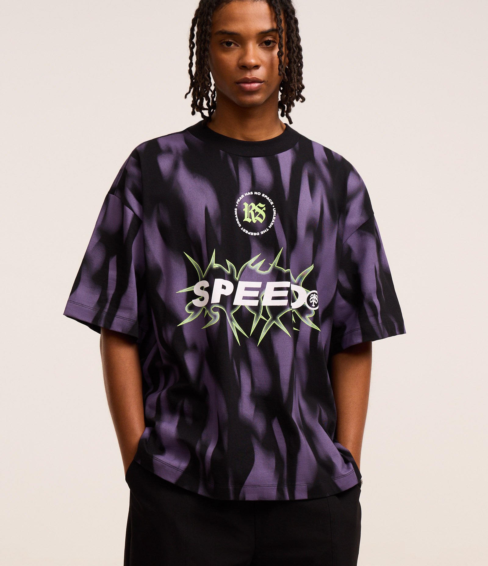 Camiseta Oversized em Algodão com Estampa Tribal "Speed" Preto 1