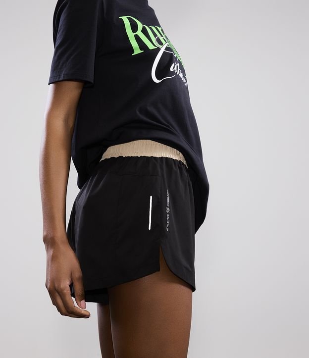 Bermuda Runner Esportiva em Poliamida com Cós Contrastante