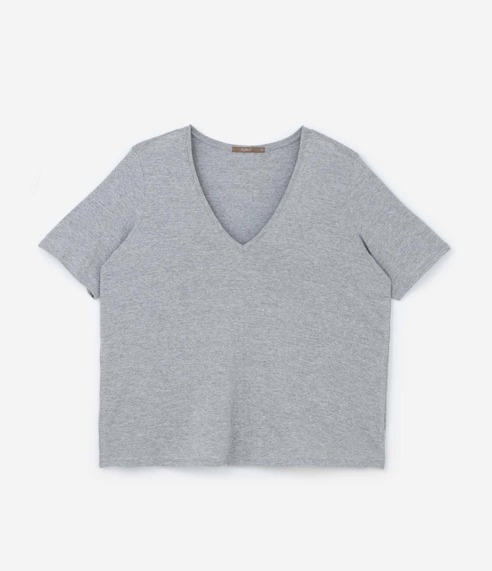 Blusa Básica em Algodão com Gola V Curve & Plus Size Cinza 3