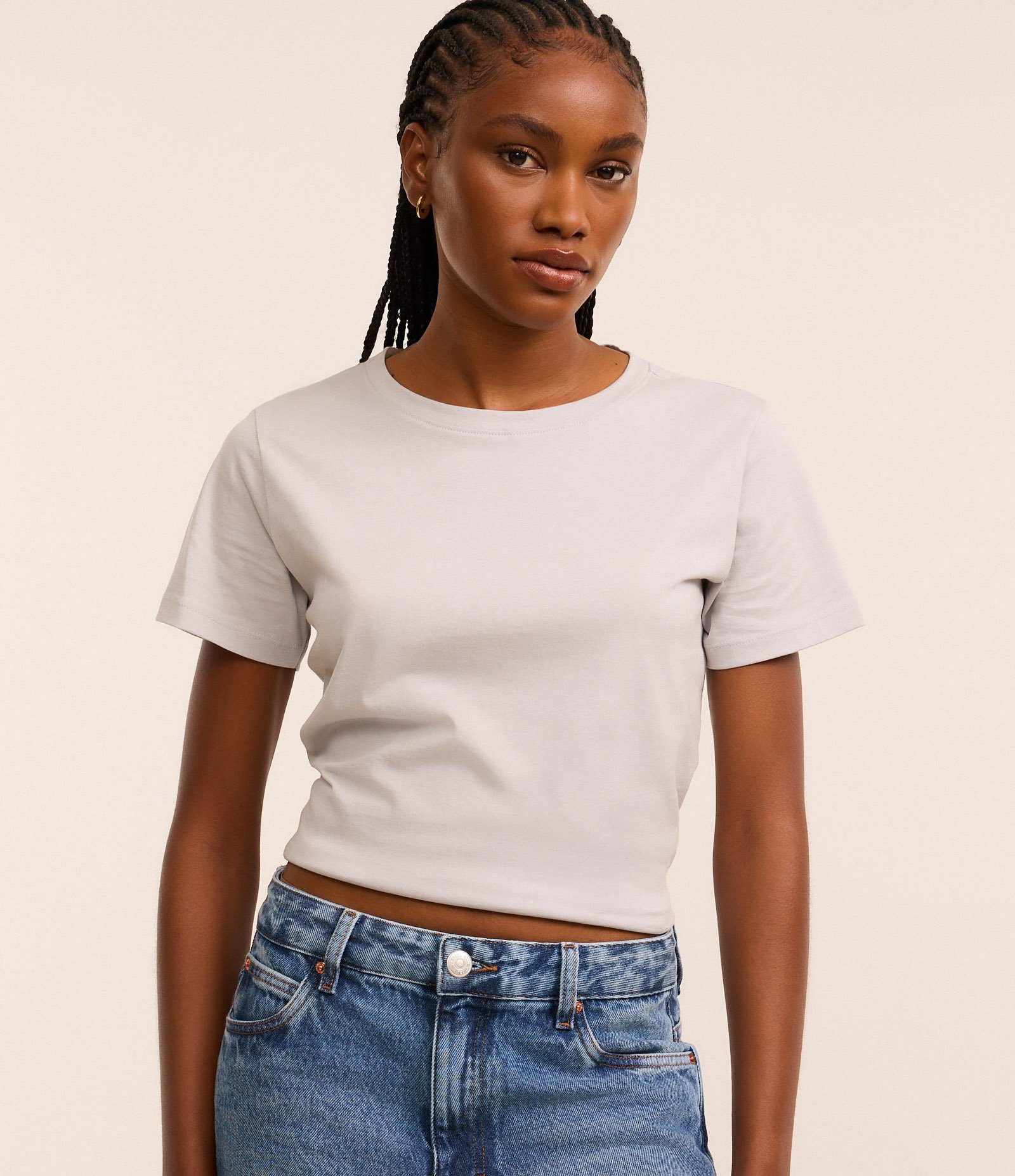 Camiseta Básica em Algodão com Manga Curta Cinza 2